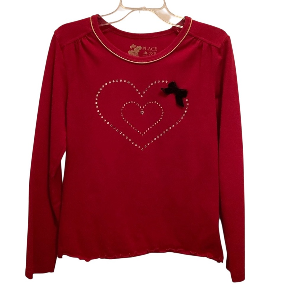 Place Red Long Sleeve Shirt with Heart and Bow
